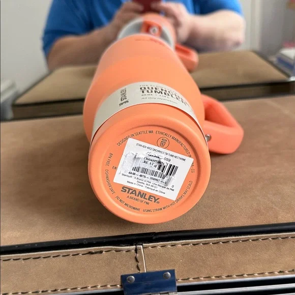 Stanley Orange Nectarine 40 oz Quencher H2.0 Tumbler - Picture 3 of 3